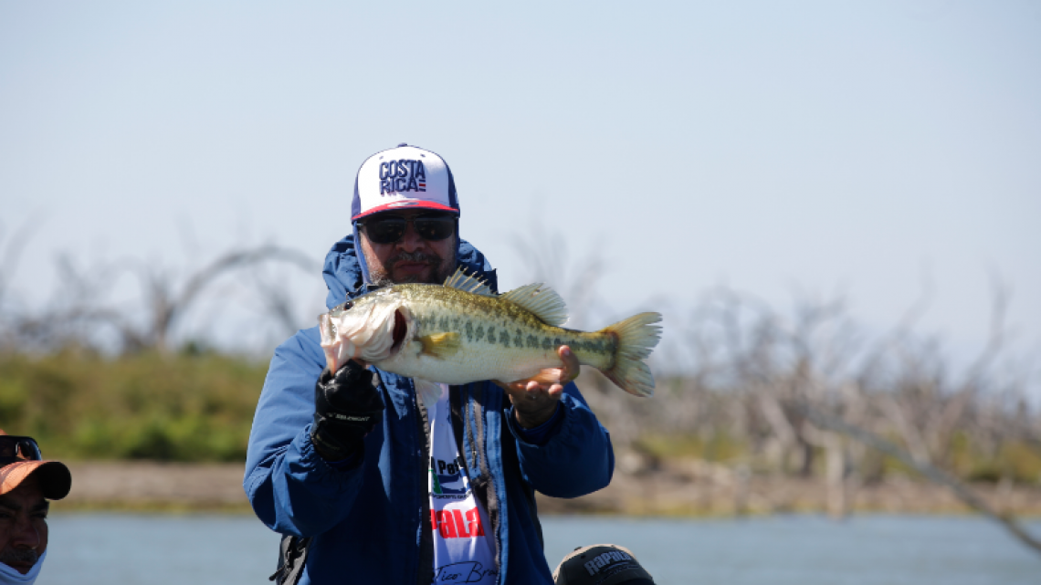 Cierra con éxito torneo panamericano de lobina en la presa Vicente Guerrero