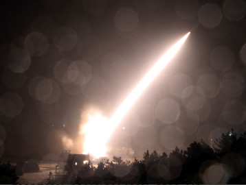 Corea del Norte dispara misil y aumenta tensión con EEUU 