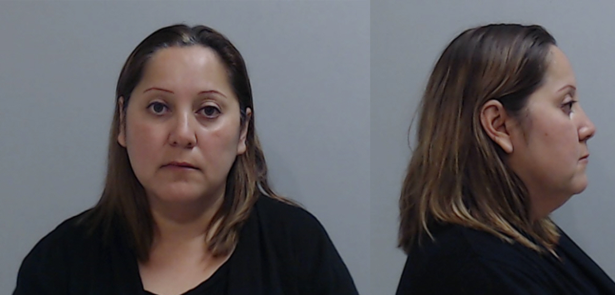 Mujer es acusa de robar 400 mil dólares en banco donde trabajaba