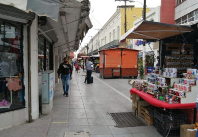 Vuelven los compradores del Valle de Texas al centro de Matamoros