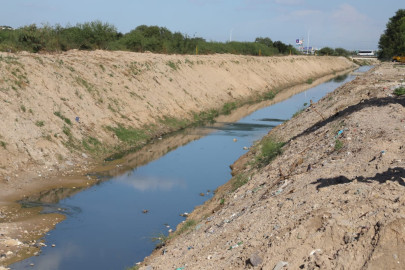 Atiende Municipio desazolve de dren El Anhelo