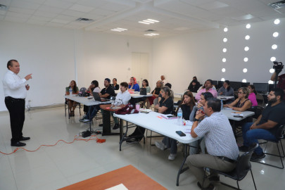 Responden a curso para jóvenes emprendedores