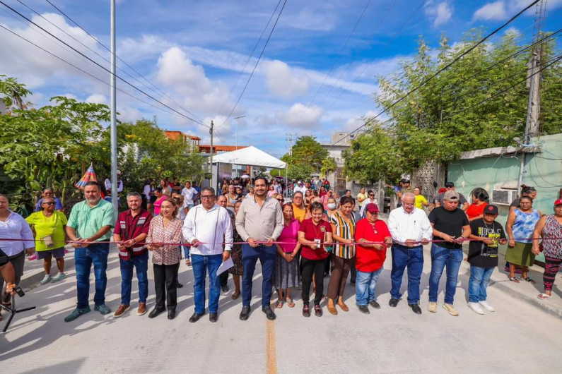 Inauguró Carlos Peña Ortiz pavimentación hidráulica por más de 2 MDP 