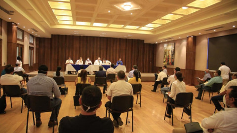 Acuerdan Gobierno del Estado y Funerarias, tratamiento de cadáveres COVID-19