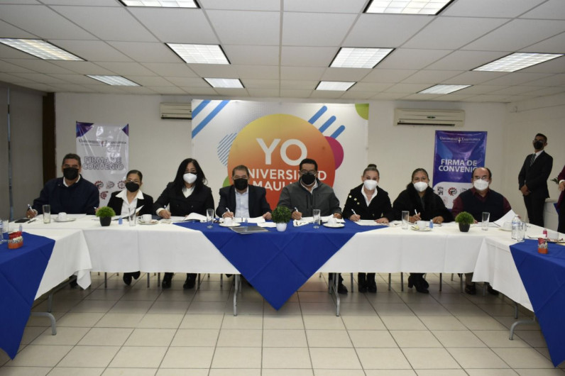 Firma de convenio entre Universidad Tamaulipeca y DGETI`S en beneficio de los estudiantes