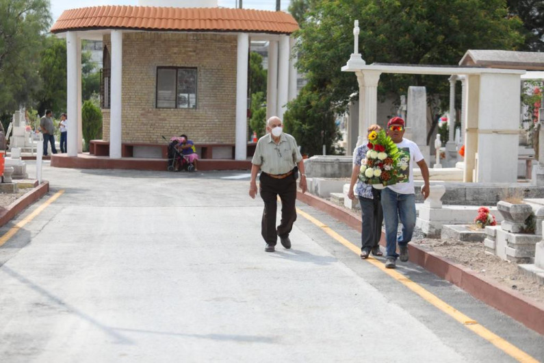 Exhorta Municipio a visitantes de panteones respetar recomendaciones 