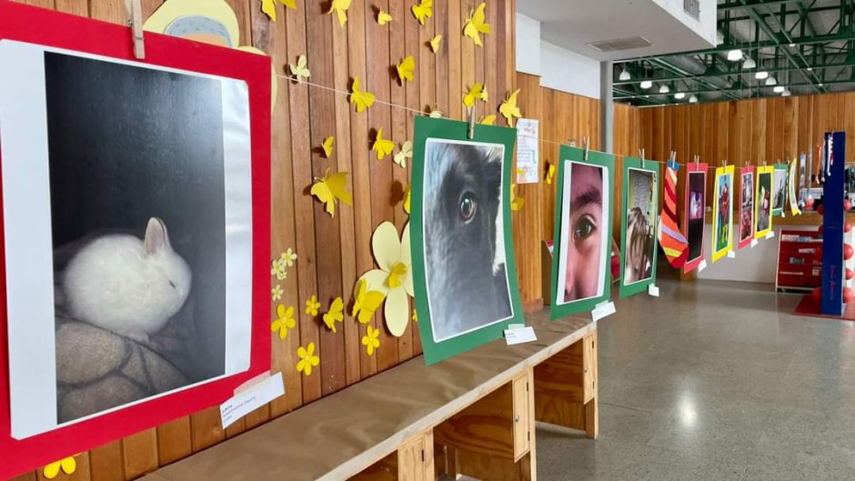 Invitan a seguir conmemorando con nuestra fotográfica a personas con síndrome de down