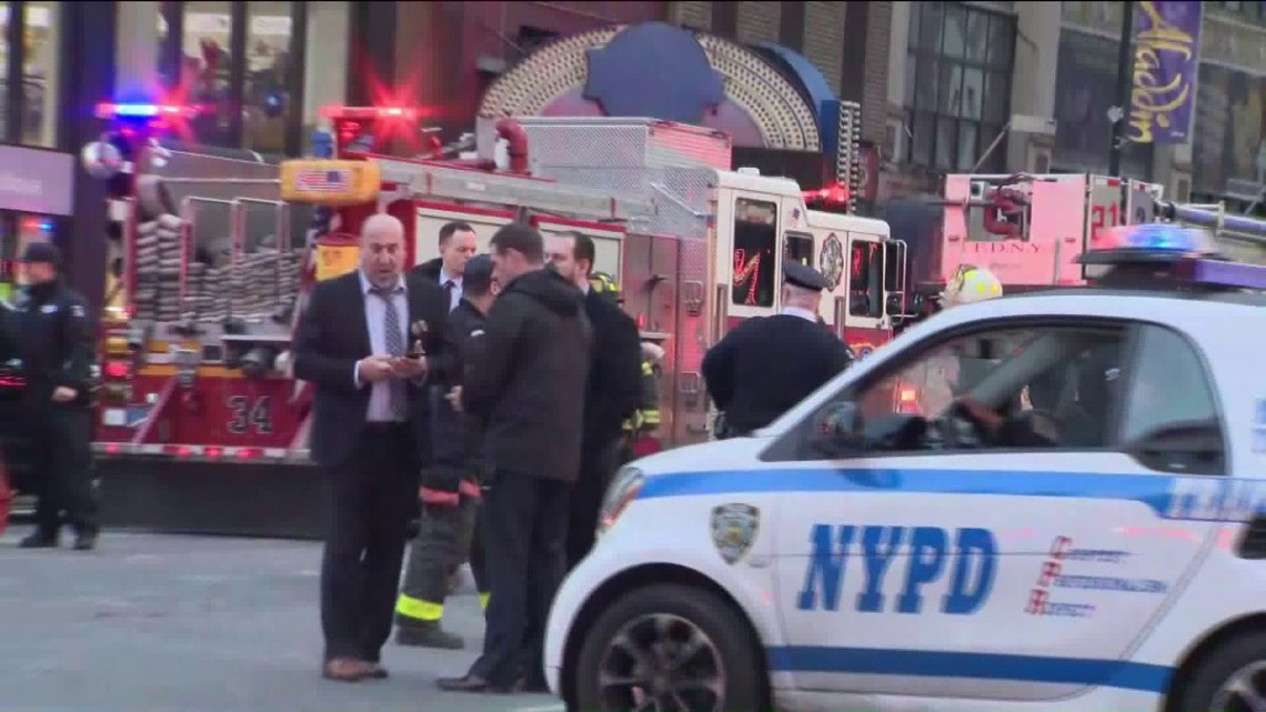 La policía investiga reportes de una explosión en Manhattan