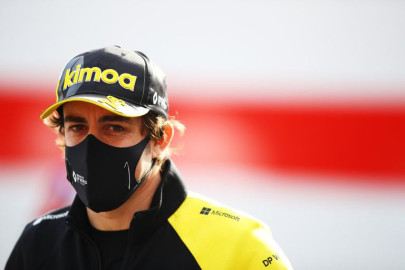 Atropellan al piloto Fernando Alonso en Suiza