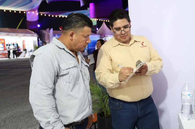 Ofrece Dirección de Permisos y Legalizaciones, asesoría sobre trámites en la Feria Tamaulipas 2024