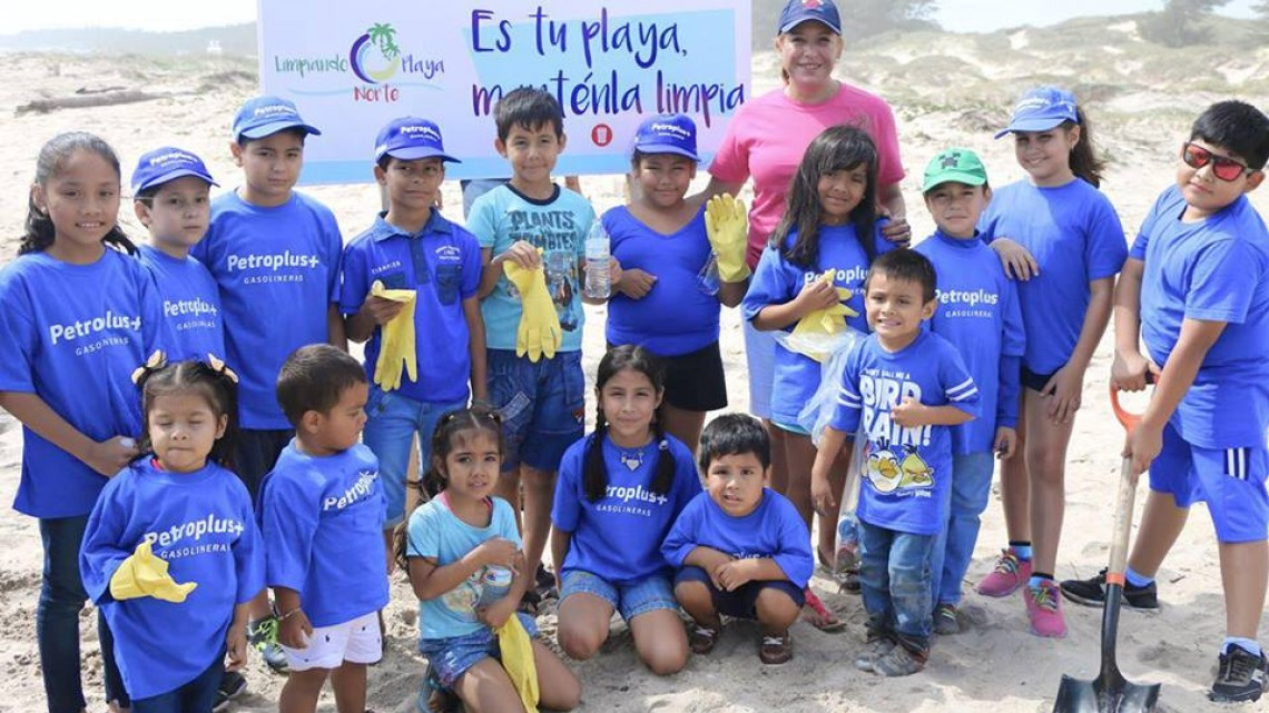 Realizan limpieza en Playa Norte Miramar