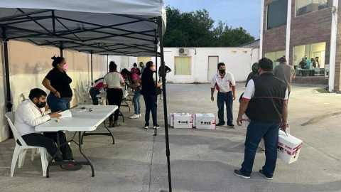 Comienzan a llegar paquetes electorales, reportan jornada sin incidentes 