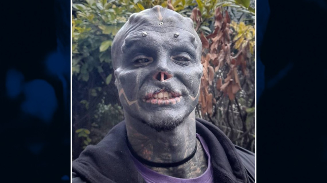 ¡Impresionante! Hombre modifica su rostro para verse como alienígena negro
