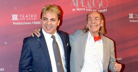 Cristian Castro se despide de su padre “El Loco” Valdés 