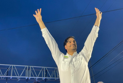 Respaldado por candidatos morenistas, Carlos Peña arranca campaña