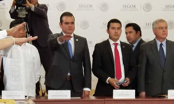 Enrique Rivas toma protesta como vicepresidente de CONAMN