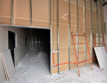 Continua construcción de estudio de grabación del IRCA 