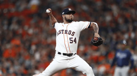 Astros le pegan a Rays de Tampa Bay en los Playoffs 