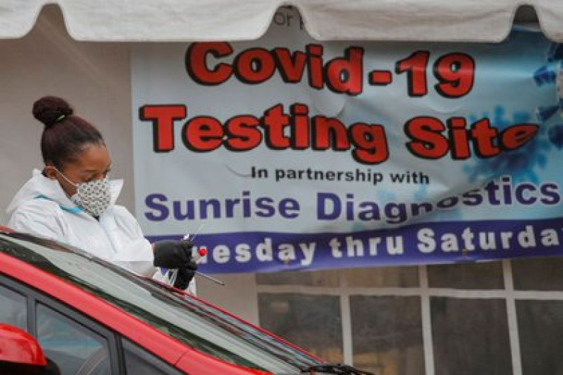 Estados Unidos llega a 12 millones de contagios de COVID-19