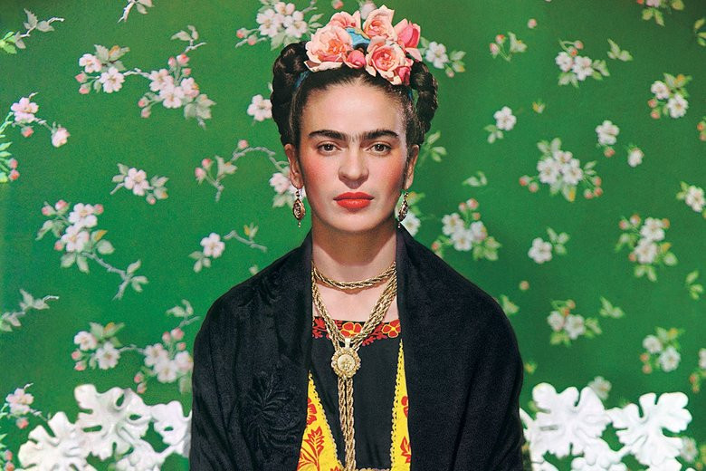 Lanzan colección en honor a Frida Kahlo
