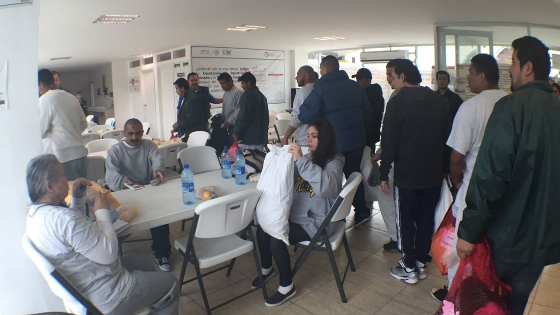 Arriban a Brownsville los primeros trabajadores mexicanos deportados por la administración Trump