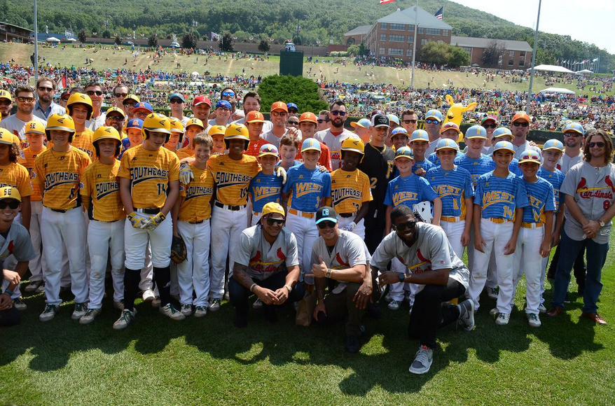 Piratas y Cardenales conviven con jugadores de Ligas Pequeñas