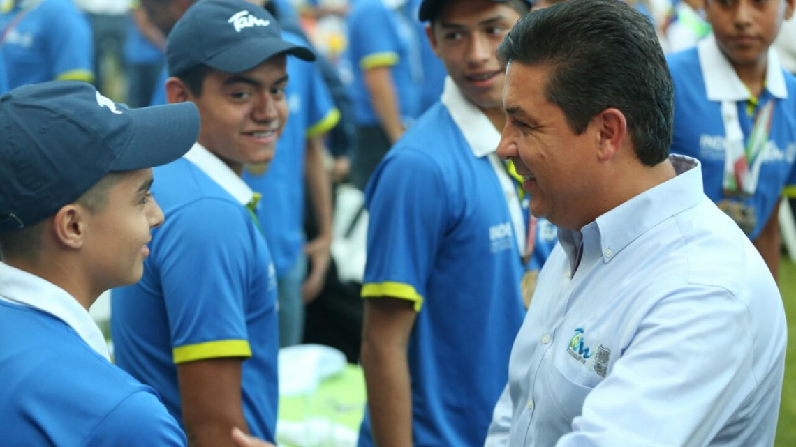 Entregan reconocimientos a medallistas tamaulipecos