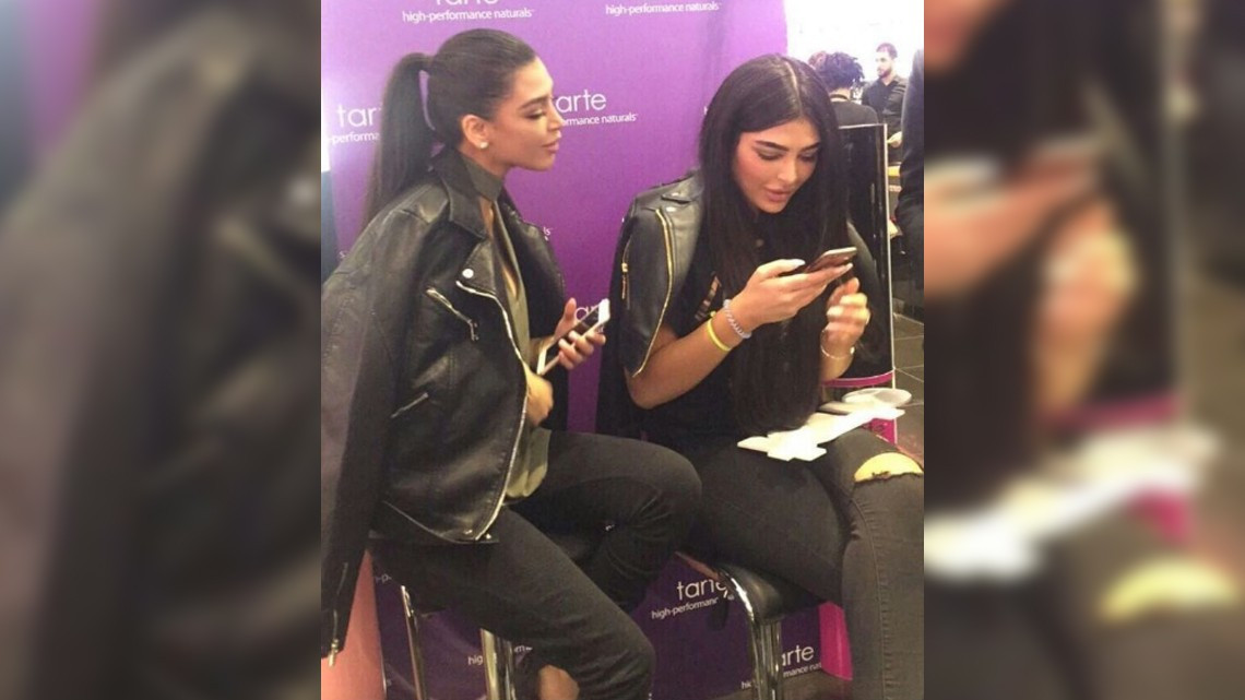 Estas hermanas son idénticas a Kylie Jenner y Kim Kardashian