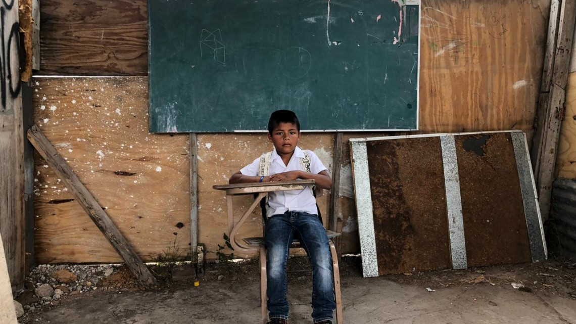 Eliseo sueña con una escuela de block que tenga aire acondicionado