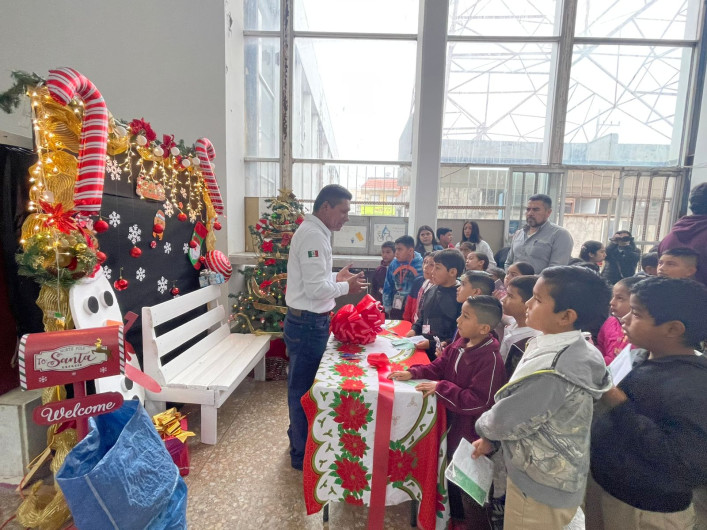 Instalan Buzón de Santa en Correos de Reynosa e invitan a niños a escribir su carta