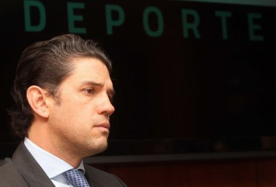 Fernando San Román denunciará a Irarragorri por administración fraudulenta