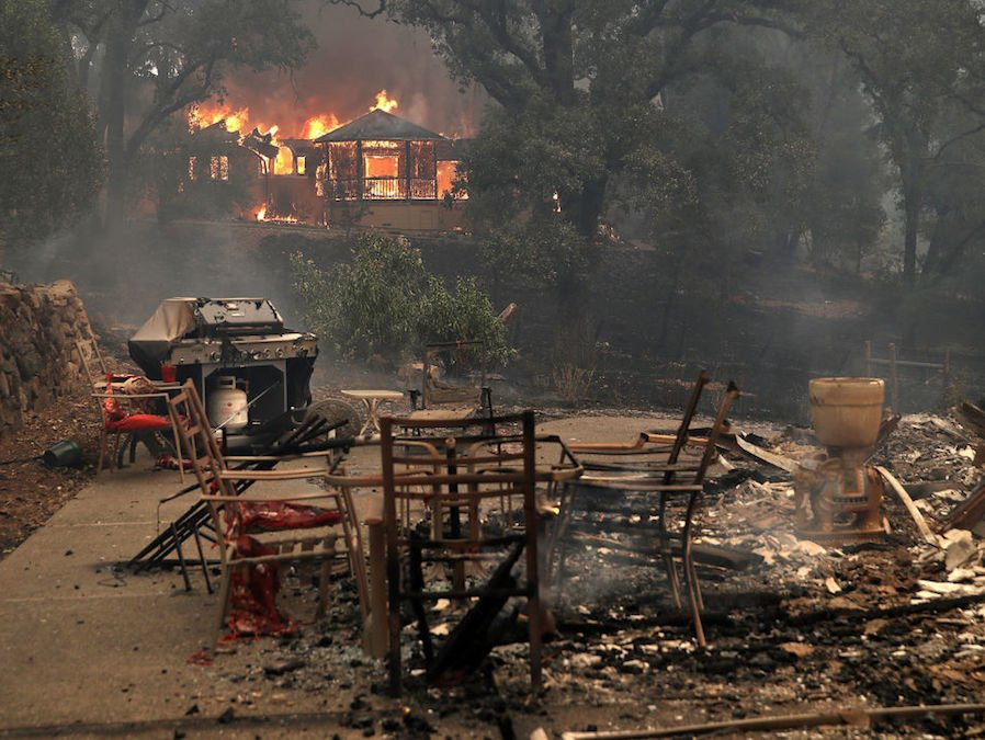 Declaran estado de emergencia en el norte de California por incendios