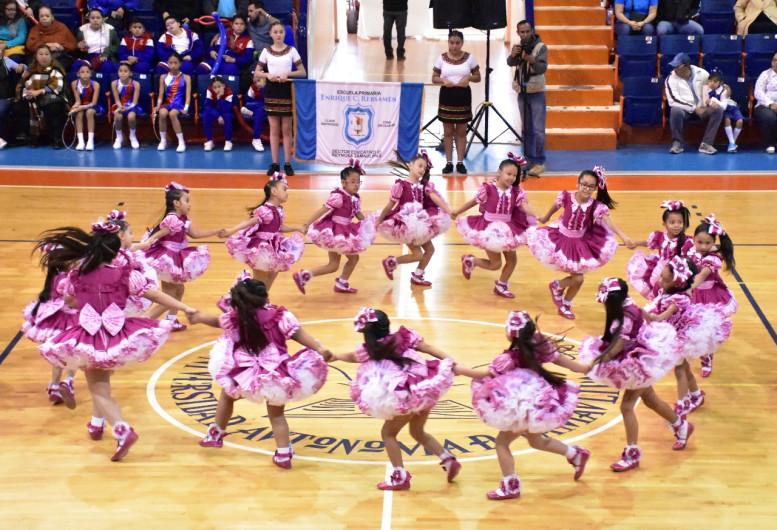 Rescata DIF Reynosa juegos y tradiciones con rondas y salto de cuerda