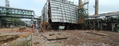 Explota horno en complejo de Pemex “Cangrejera”, en Veracruz