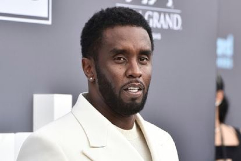 Denuncian al rapero Diddy por violación y agresión física