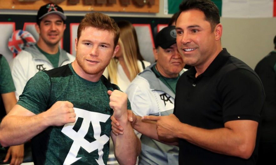 Golovkin tiene miedo de pelear contra Canelo: De la Hoya