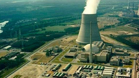 EU anuncia nuevas restricciones al programa nuclear civil de Irán