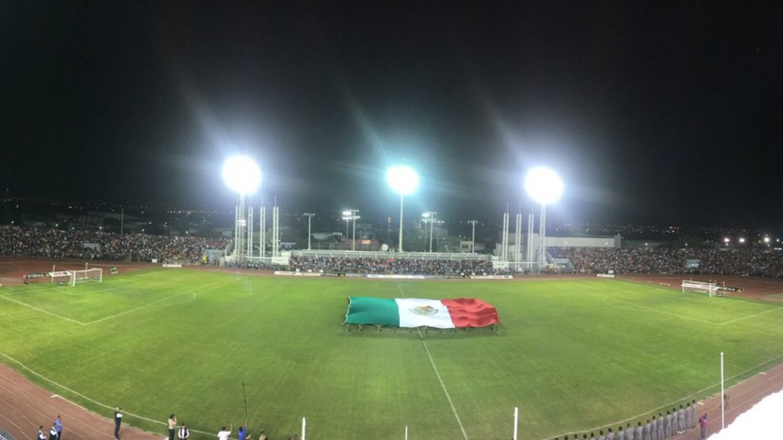 Conmemora FGCDV Día del ejército al medio tiempo del "Correcaminos vs Rayados"