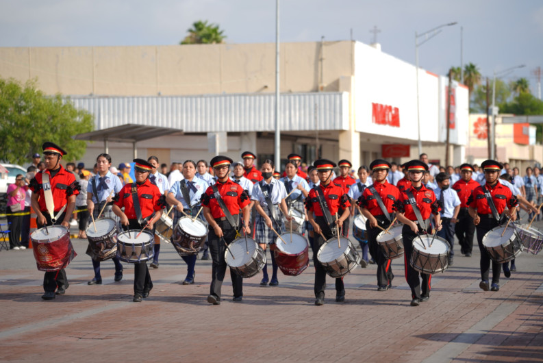 Encabeza alcaldesa Carmen Lilia Canturosas actividades conmemorativas por 214 aniversario de la Independencia de México 