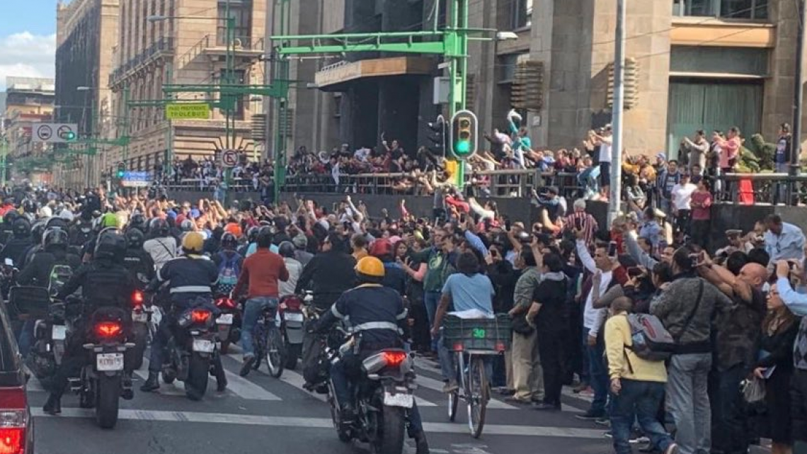 Rinden homenaje a José José en Ciudad de México