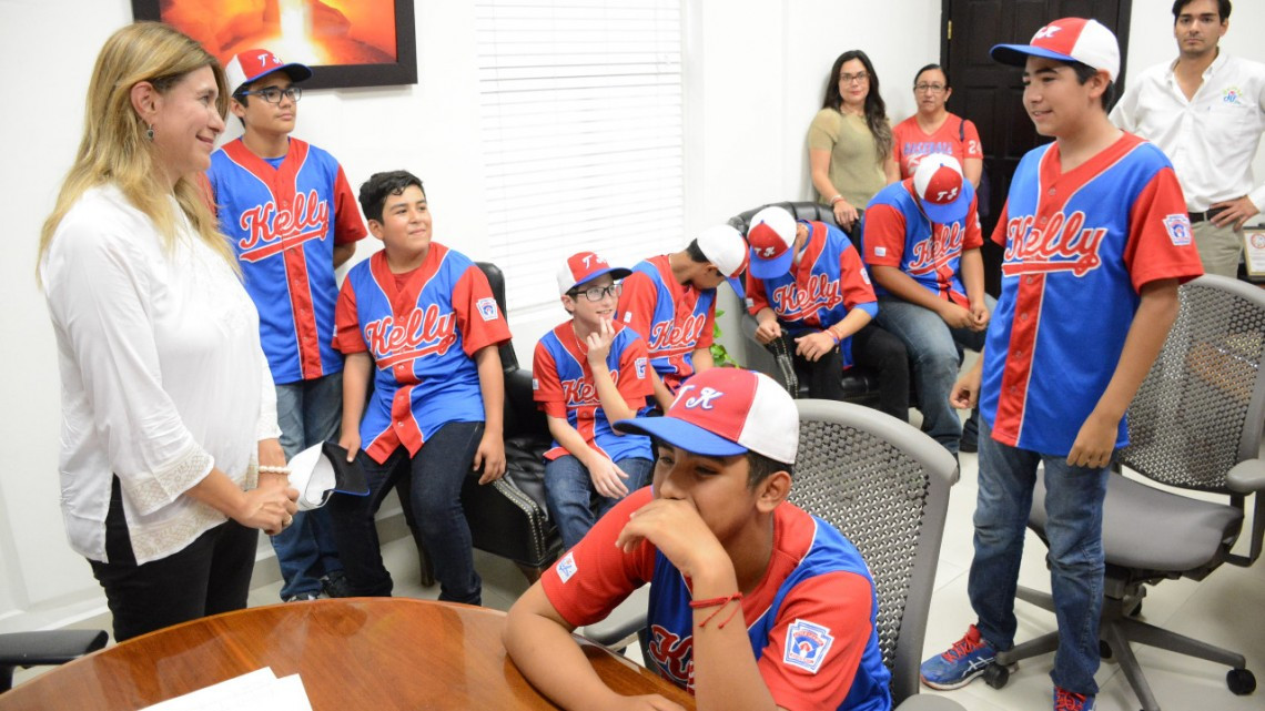 Reynosenses que irán a Williamsport visitan a Maki