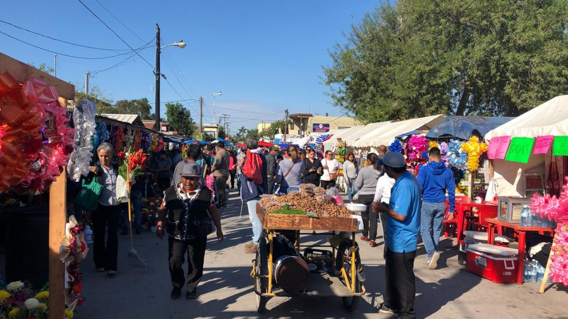 Se olvidan familiares de sus fieles difuntos