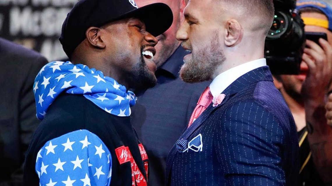 Floyd y McGregor se amenzan durante presentación de la pelea 
