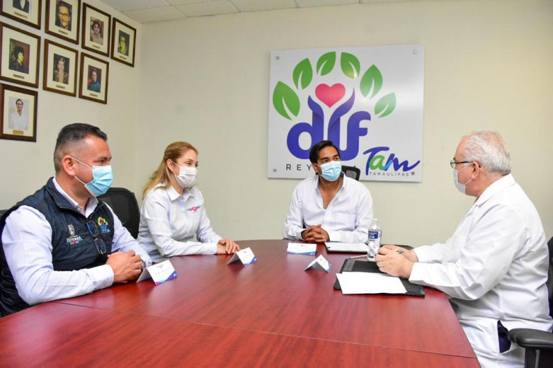 Firma DIF Reynosa convenio con Laboratorios Bioclínicos de Tamaulipas 