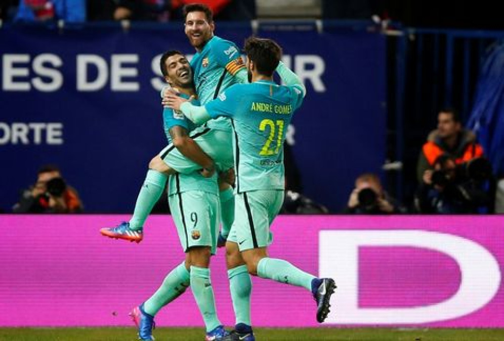 El Barcelona gana el partido de ida ante el Atletico de Madrid 