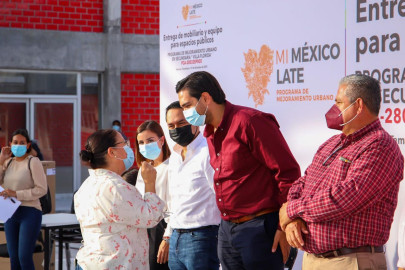 Trabaja Presidente Municipal Carlos Peña Ortiz de la mano de Gobierno Federal, en apoyo a educación