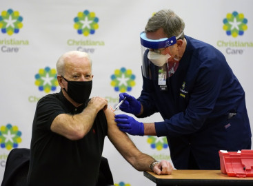 Joe Biden recibe segunda dosis de la vacuna Pfizer-BioNTech