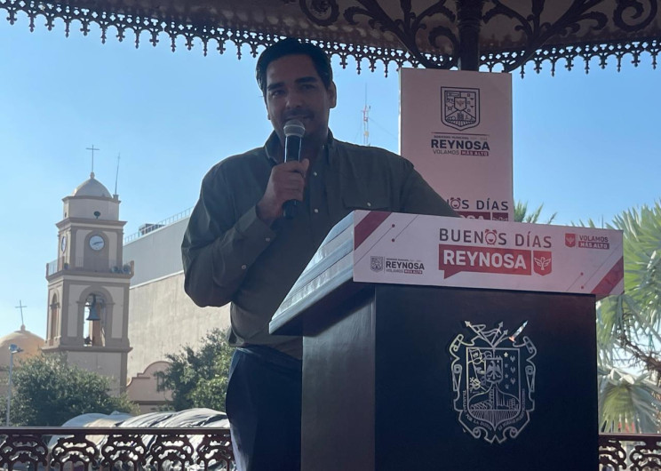 Becas de oficio mejoran economía de familias: Carlos Peña