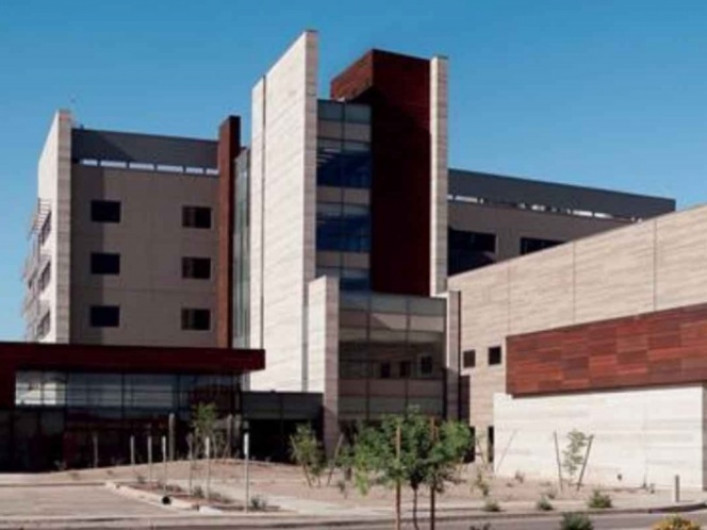 Mujer en estado vegetal da a luz en Phoenix