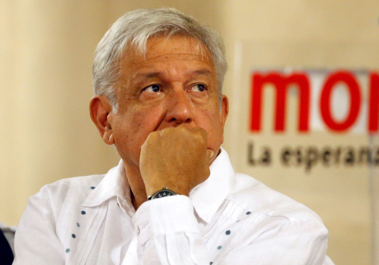 AMLO descarta acuerdos con PRD y PAN